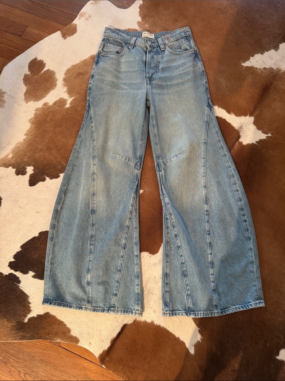 We The Free Eden Light Blue Wide-Leg Slouchy Flare Jeans 24